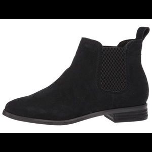 TOMS Ella Black Suede | Price is Firm |