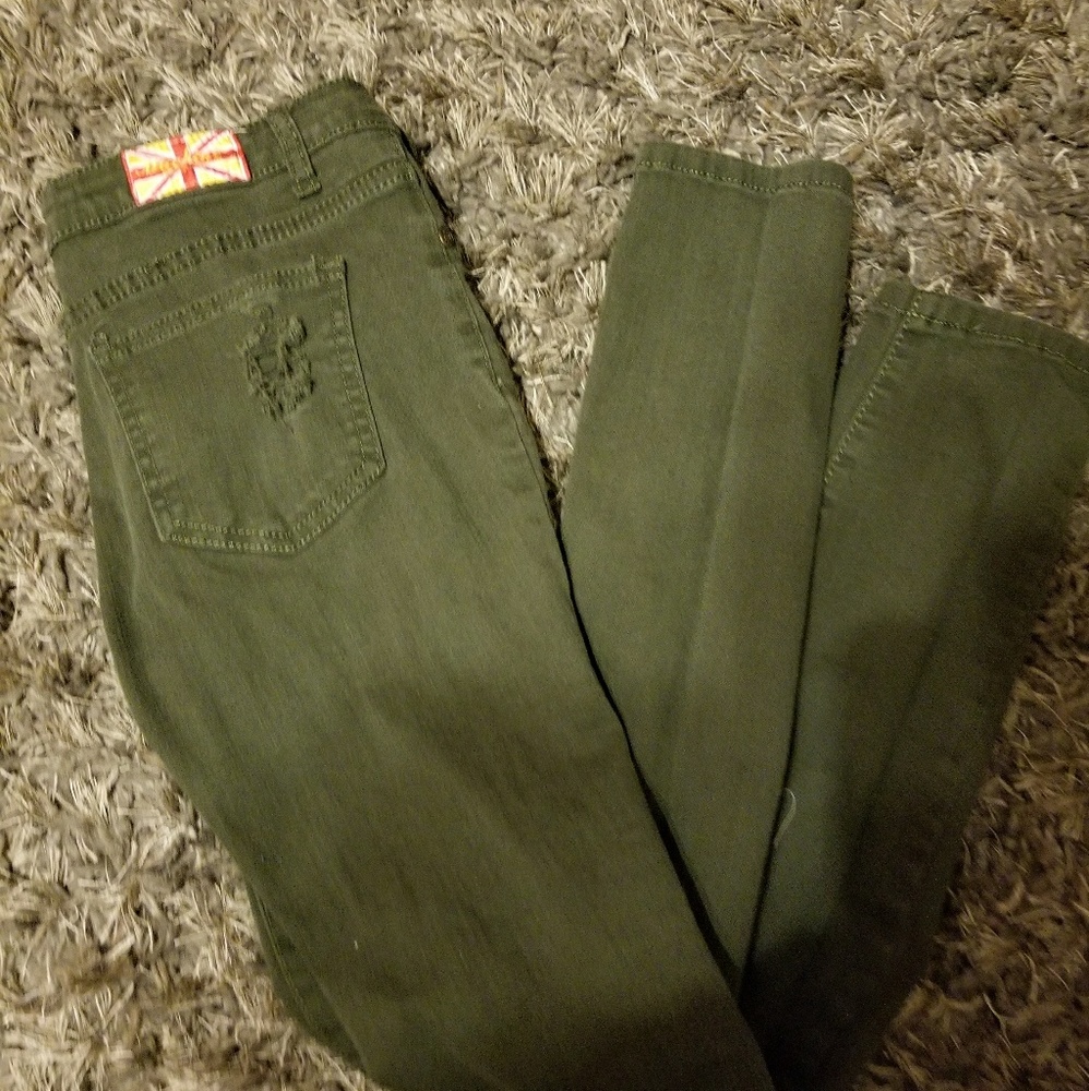 Machine green jeans
