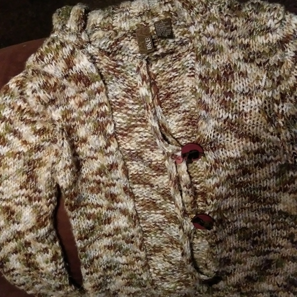 Sweater - Picture 4 of 4