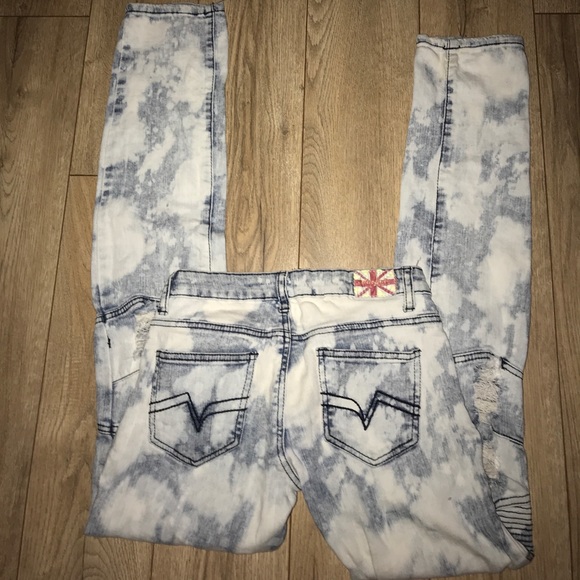 MACHINE RIBBED DISTRESSED SKINNY DENIM-ACID WASHED - Picture 4 of 6