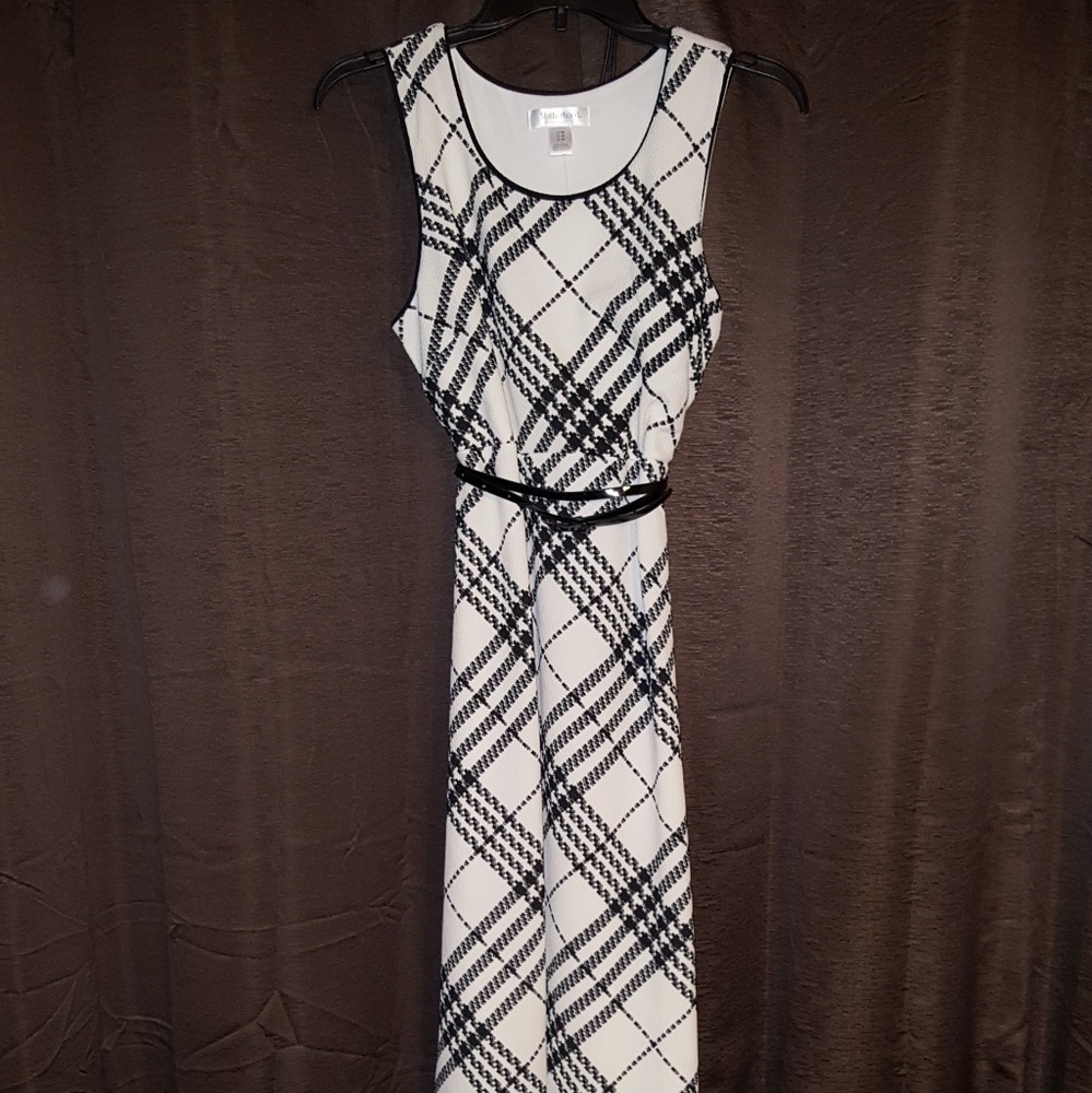 Motherhood Maternity Ally McBeal Dress, Size M.