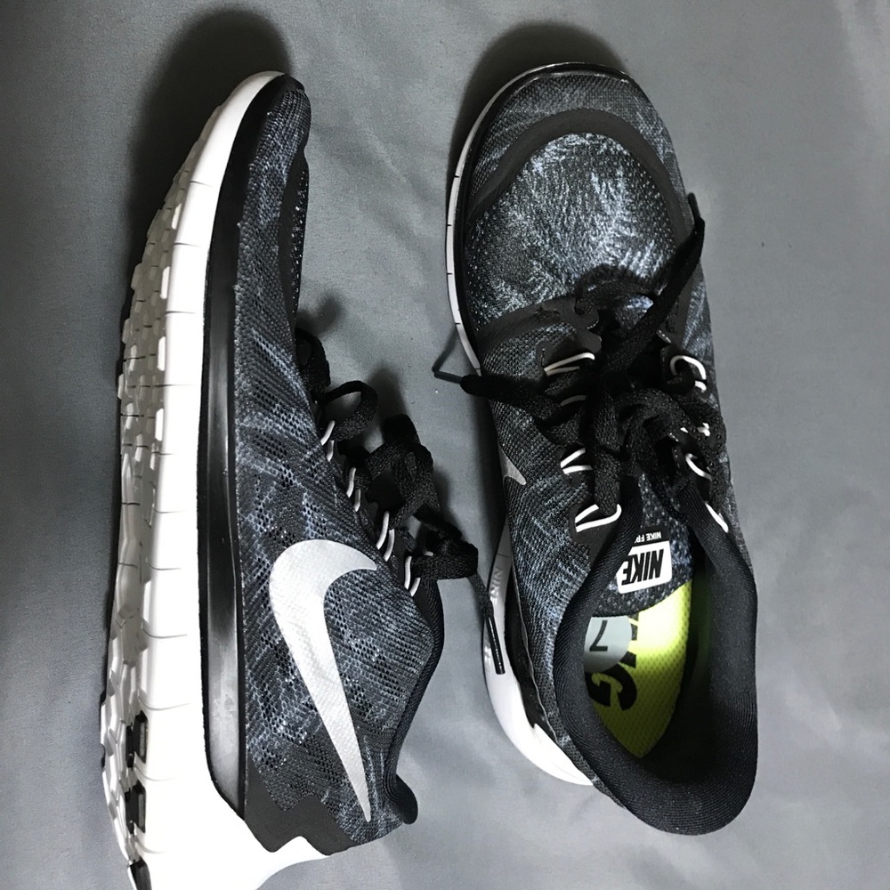 Nike Free 5.0 | Final Sale |