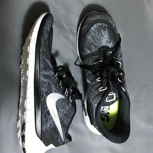 Nike Free 5.0 | Final Sale |