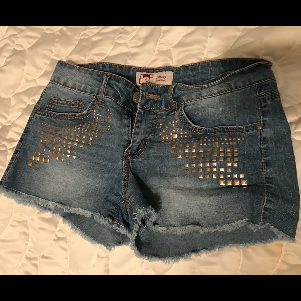 Jeans shorts with gold metallic accents