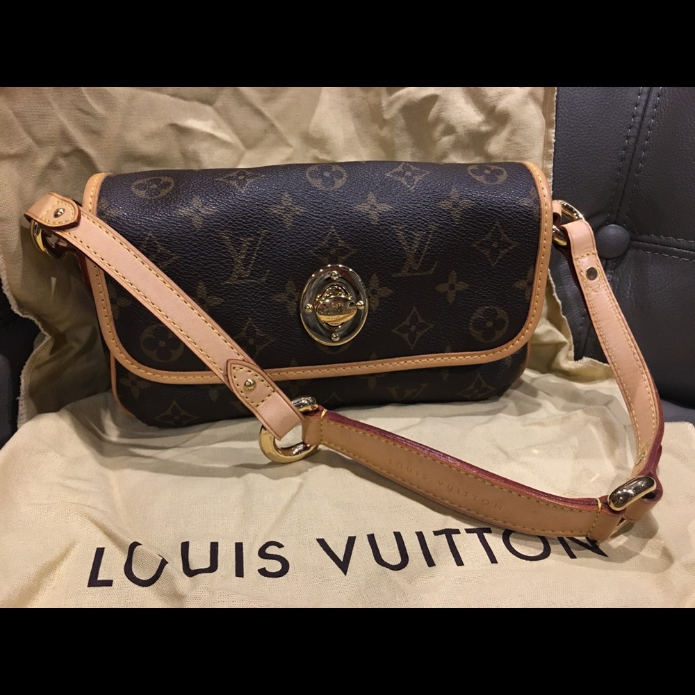 Louis Vuitton Tikal PM