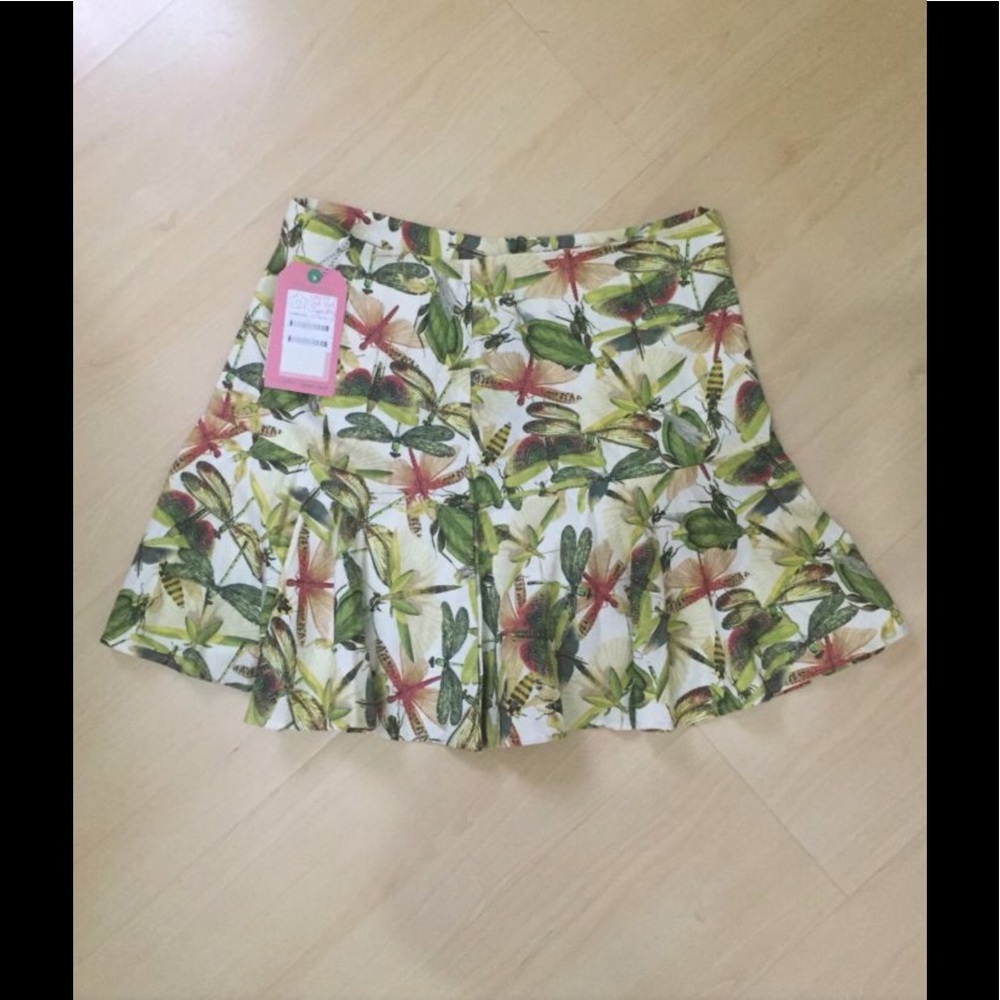 high waist linen skirt  trumpet flared bottom.
