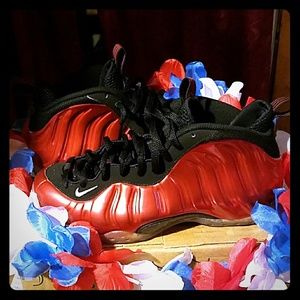 ( sold) Nike Foams