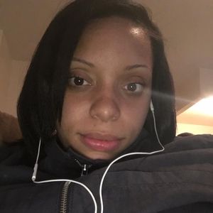 Meet your Posher, Krystal