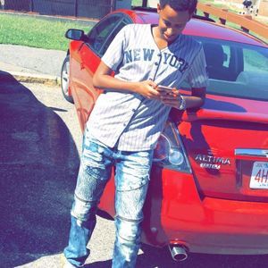 Meet your Posher, Moe