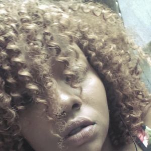 Meet your Posher, Artemese