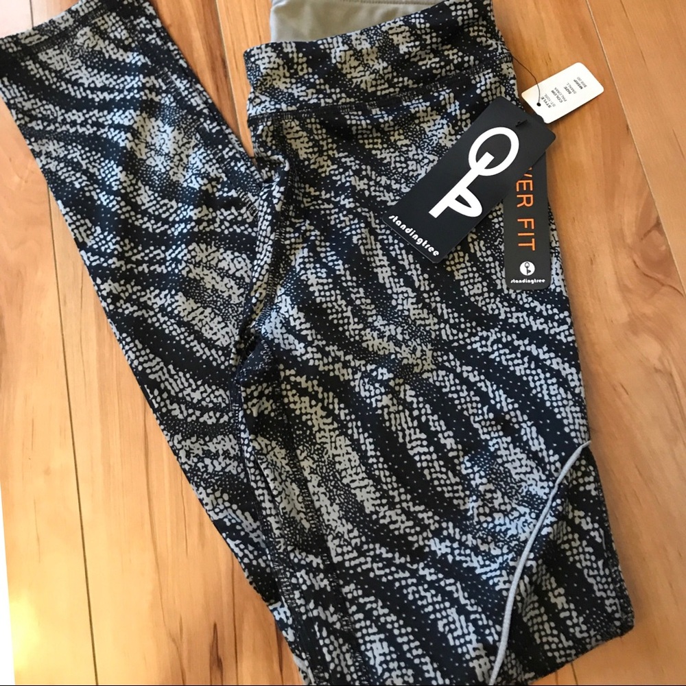 OP Standing Tree Athletic Gear , No Sheen Leggings
