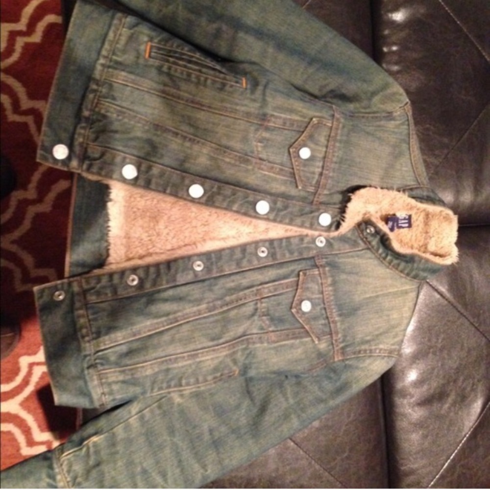 Gap Sherpa lined jacket