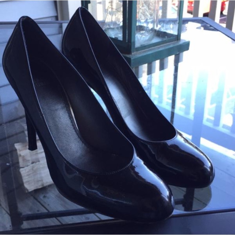 Stuart Weitzman pumps