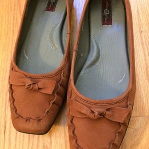 Born Moccasin Style Flats