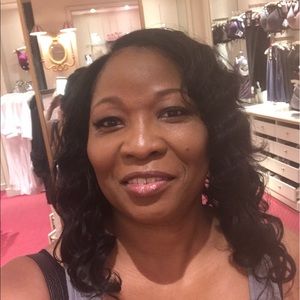 Meet your Posher, Carol