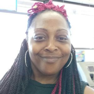 Meet your Posher, Synthia