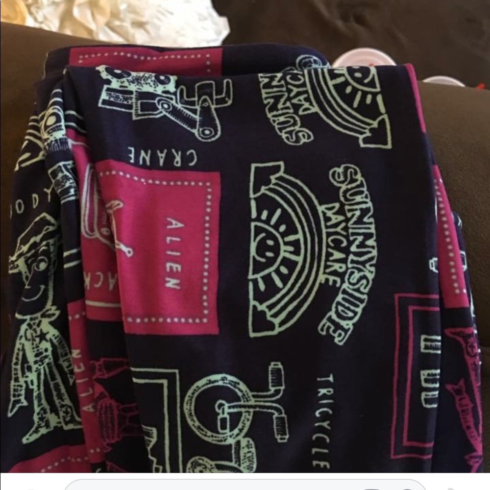 Lularoe toy story leggings size Os NEW