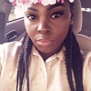 Meet your Posher, Latoya