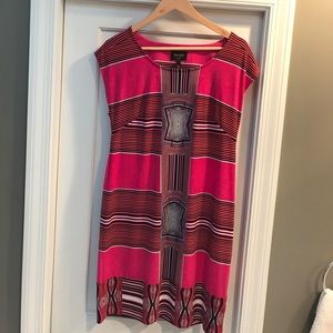Laundry by Shelli Segal shift dress