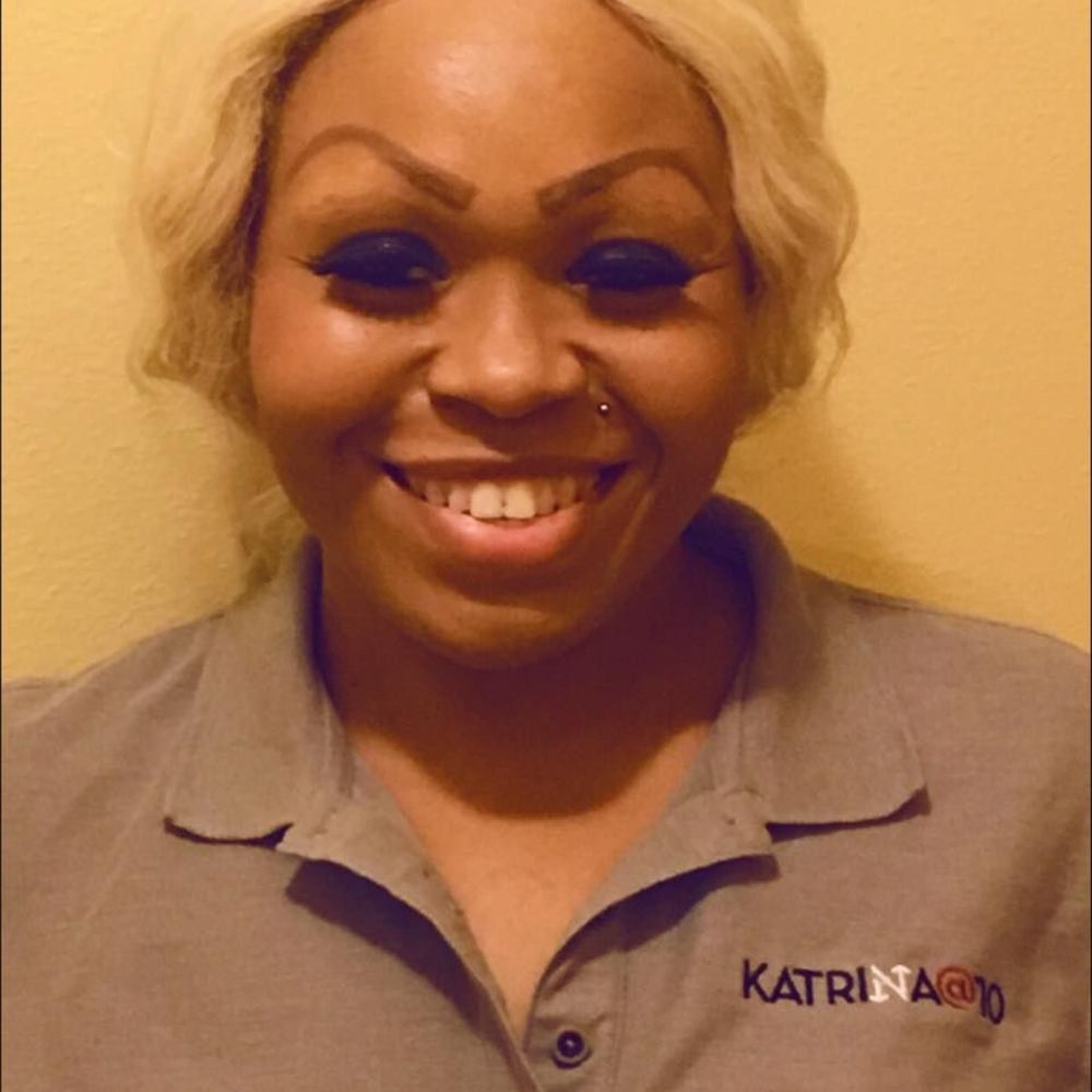 Meet your Posher, Jennelle