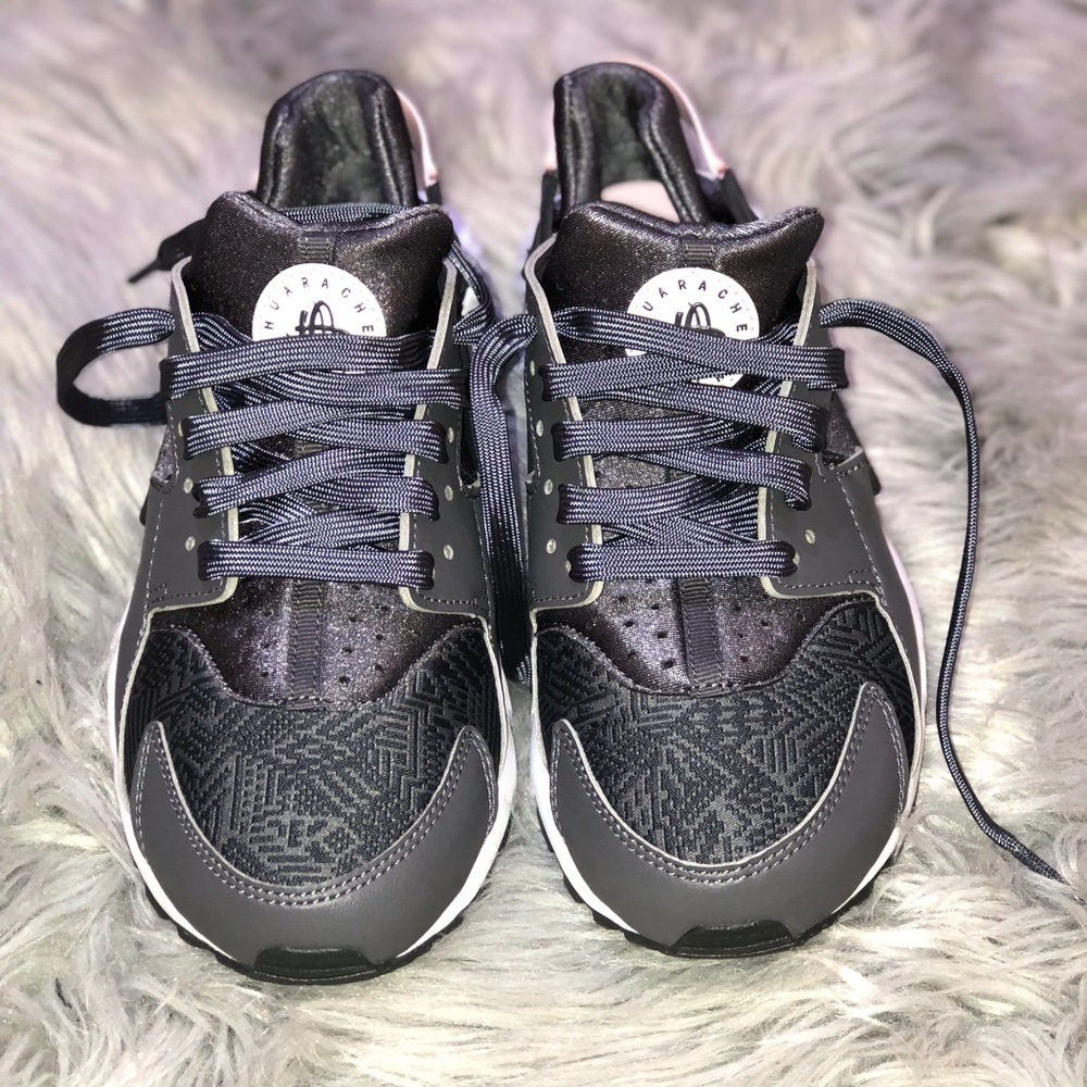 Women’s Nike Huarache Run Dark Grey
