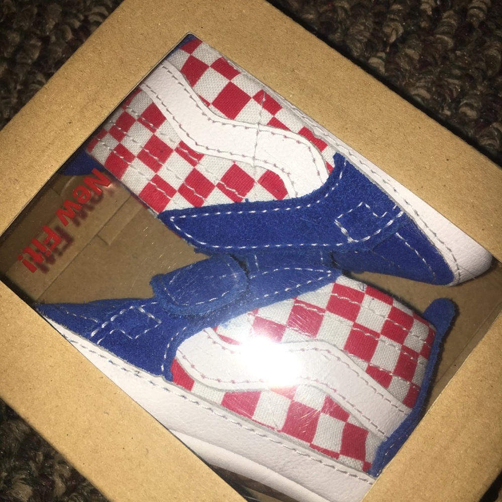 Baby sneakers sizes 1-2