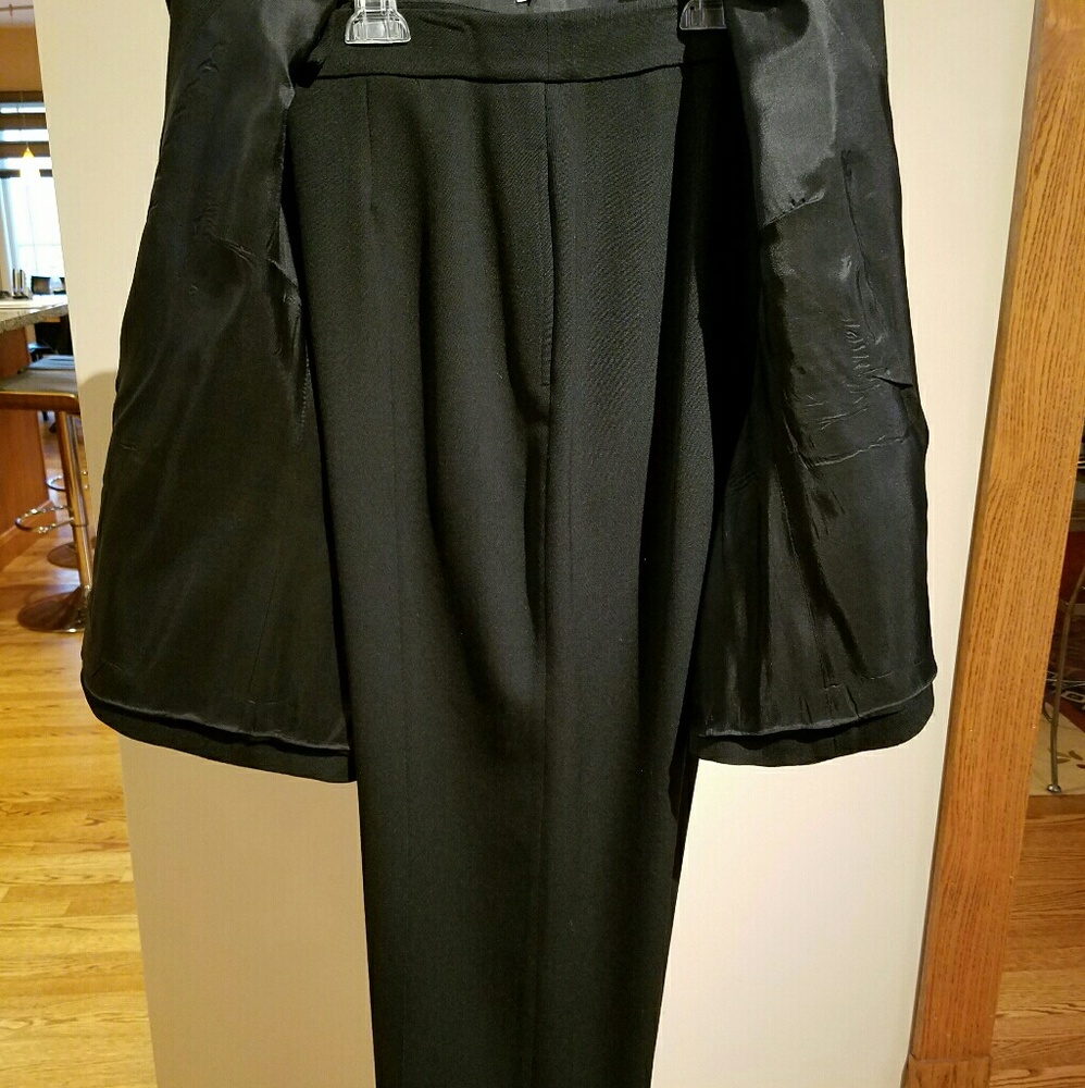 Sandra Angelozzi Black Pleated 100% Wool Pants