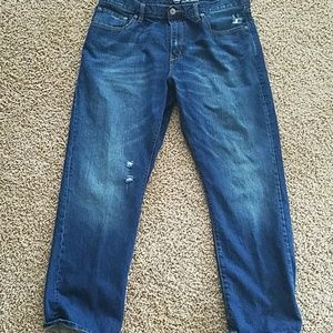 Gap  Sraight fit distressed Jeans