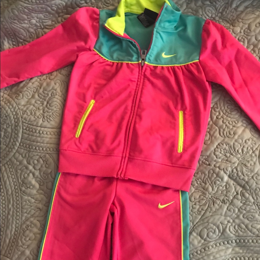 Nike Jogging Suit