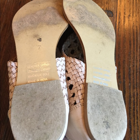 Restricted Destiny wicker thong sandals - Picture 4 of 5