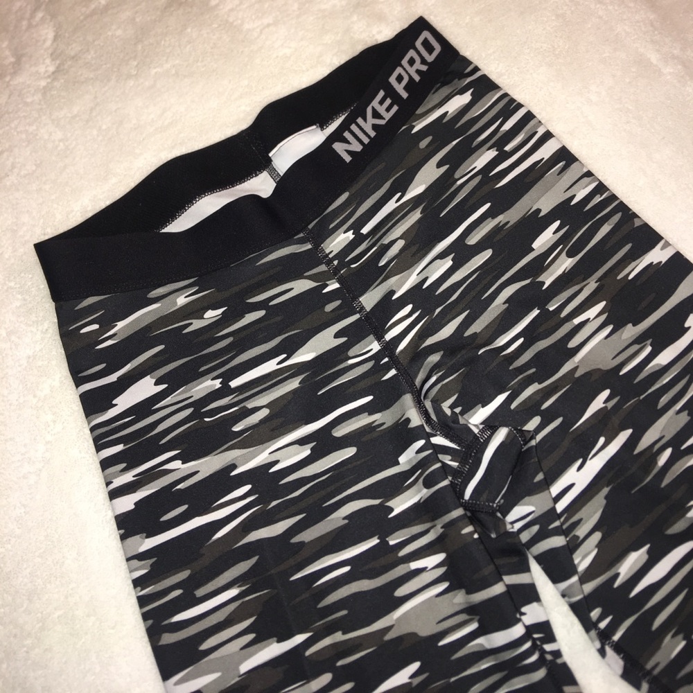 Nike pro leggings