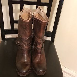 Genuine leather 2 1/2 inch heel