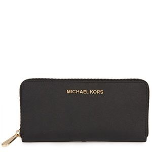 Michael Kors jet set wallet