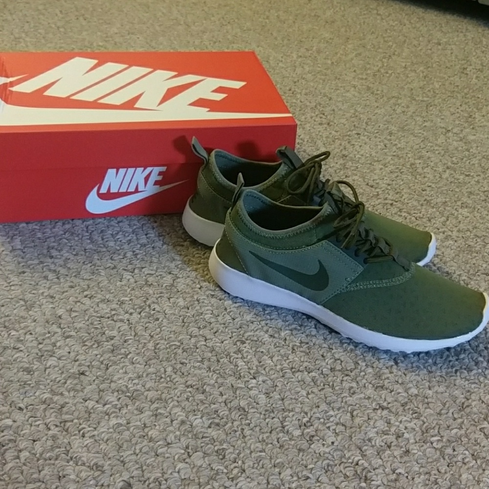 NWOT army green Nikes