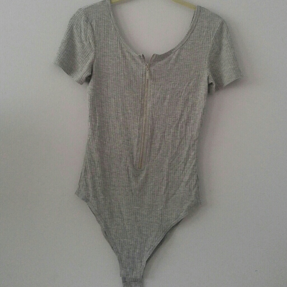 Zip up body suit