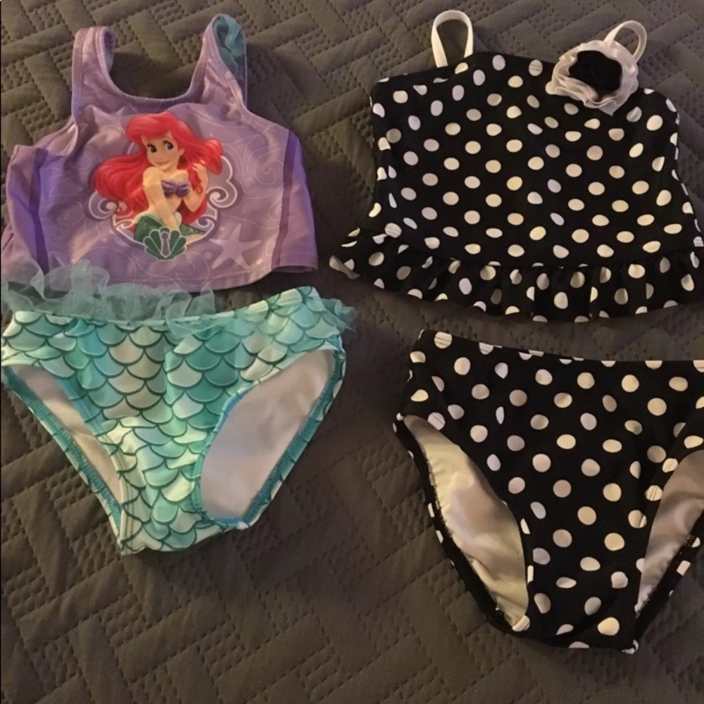 Girls swimsuits
