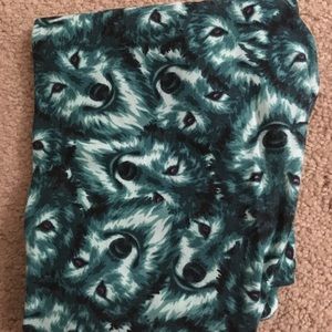 EUC Lularoe OS wolf leggings