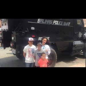 Meet your Posher, Jeffery