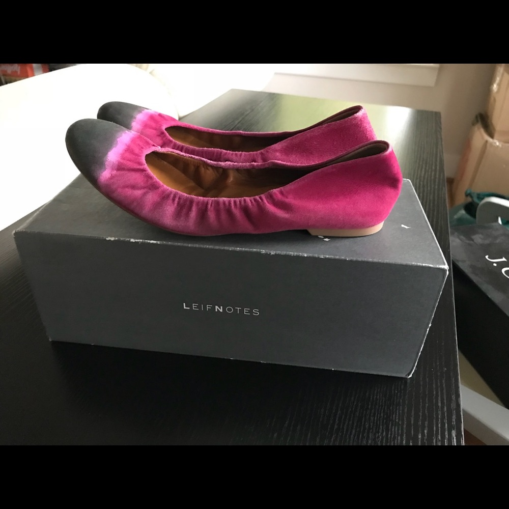 Leifnotes Ballet Flats