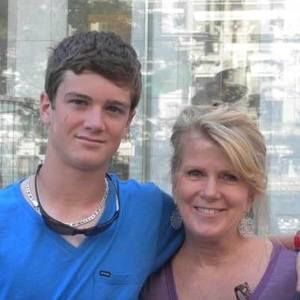 Meet your Posher, Deborah