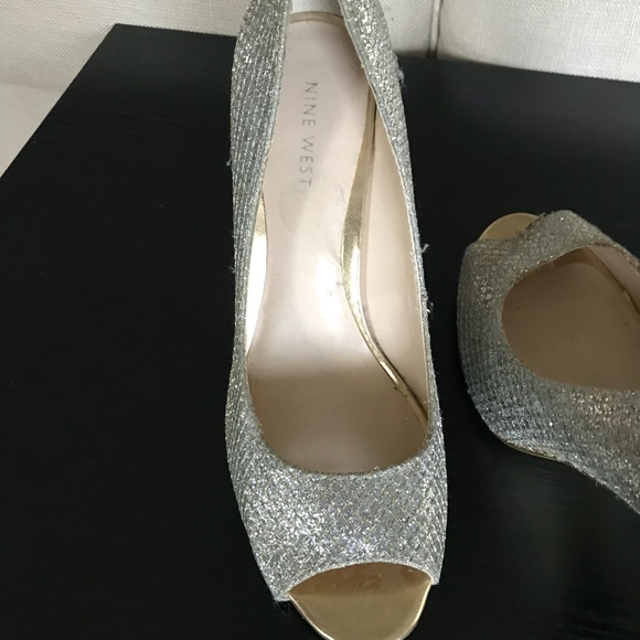 Nine West silvery gold, glittery Heels - Picture 2 of 6