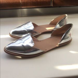 Silver Pointed-toe Metallic Leather D'orsay Flats