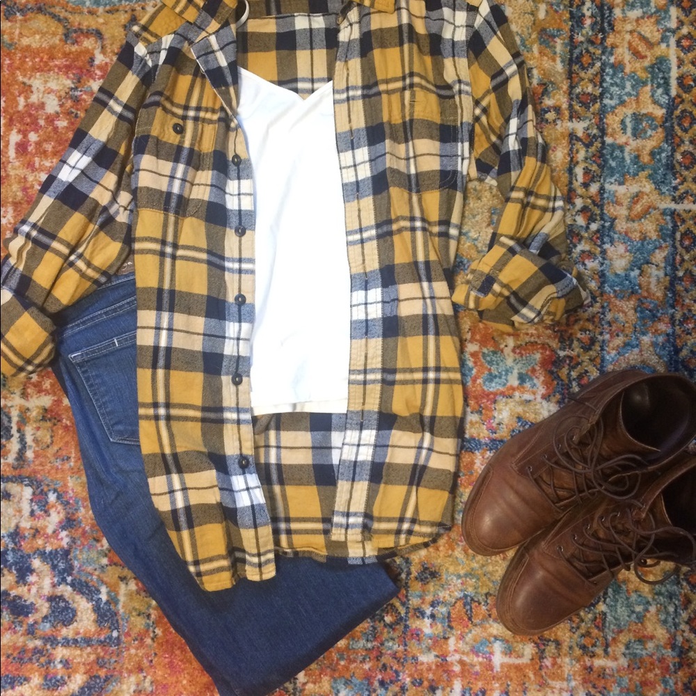Plaid Navy and Mustard AE Flannel