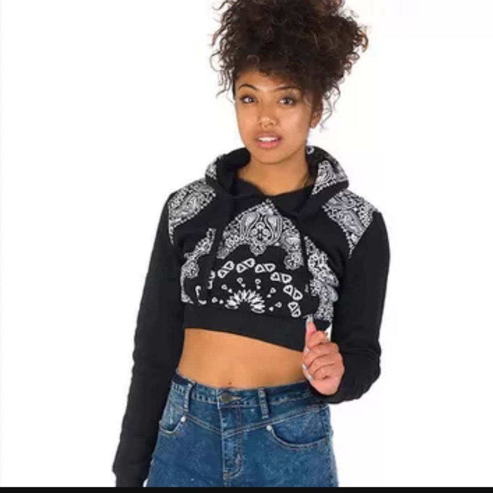Bandana crop hoodie