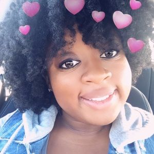 Meet your Posher, Kiana