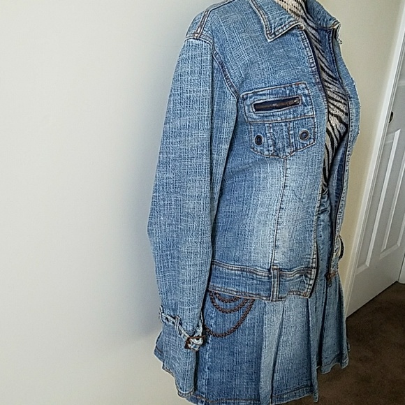 Crest CJ denim jacket & skirt - Picture 4 of 8