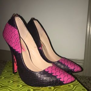 Betsy Johnson Python Pumps