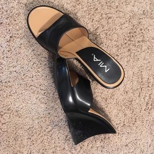 Mia brand wedges