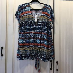 Cable & Gauge short sleeve knotted top