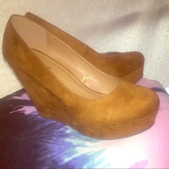 Ladies wedges - Picture 1 of 2